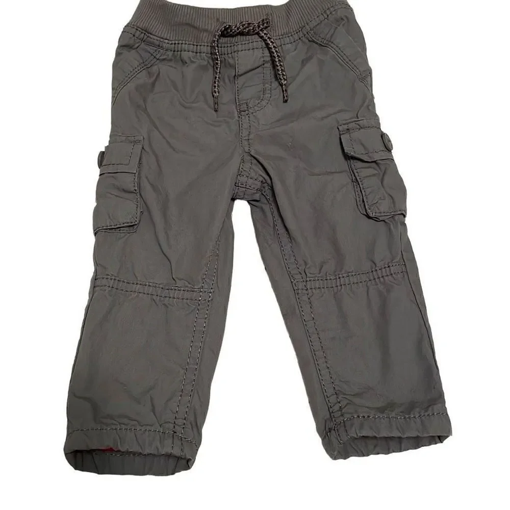 EUC OshKosh B’Gosh Gray Cargo Pants - 6M